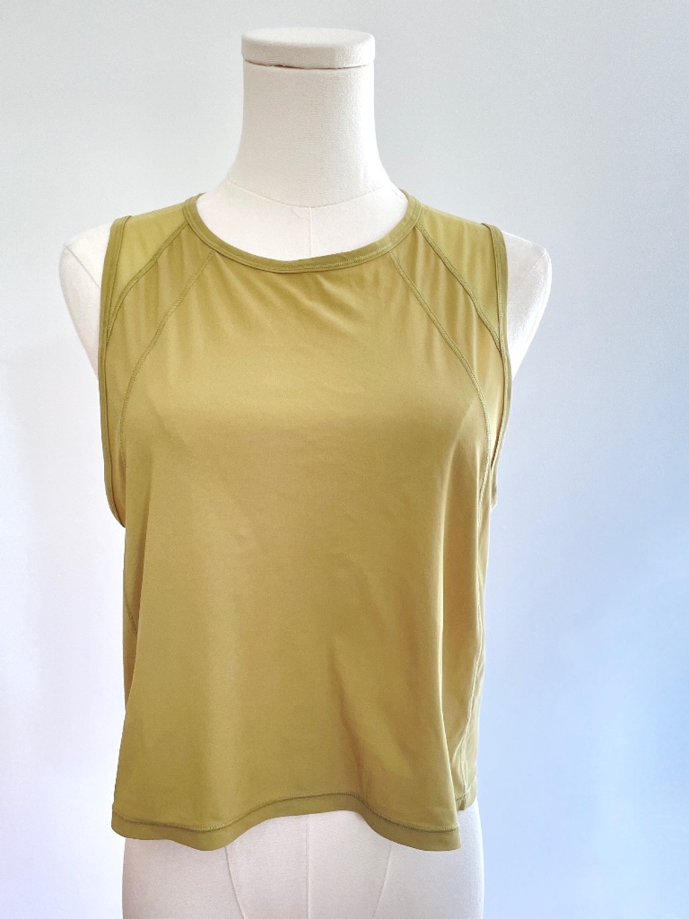 Lululemon Sculpt Cropped Cutout Back Tank Top 6 Olive Green Workout Yoga Running
